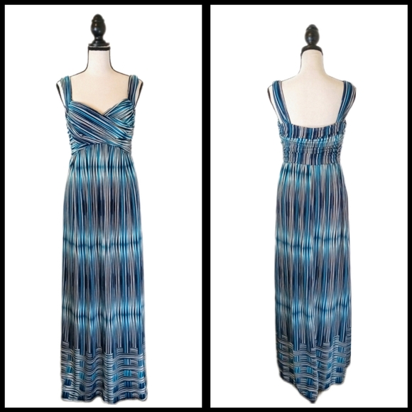 NWOT Max Studio Women's Striped Maxi Long Dress Size Medium - Picture 1 of 7